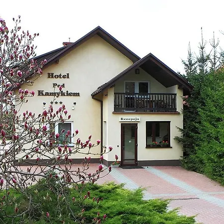 Pod Kamykiem Hotel Rząska